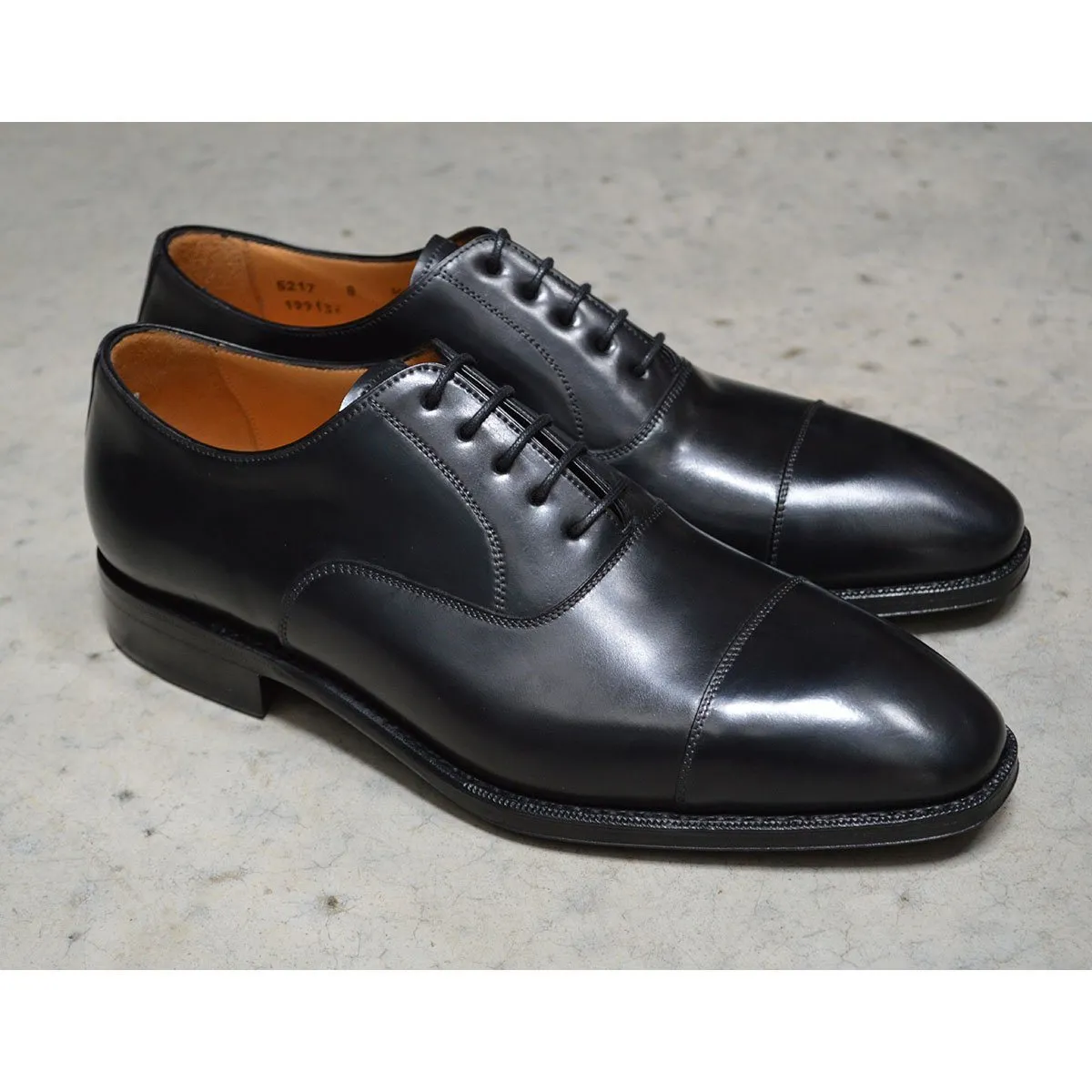 Berwick 1707 Premium Grade Cordovan Straight Cap Oxford (5217)