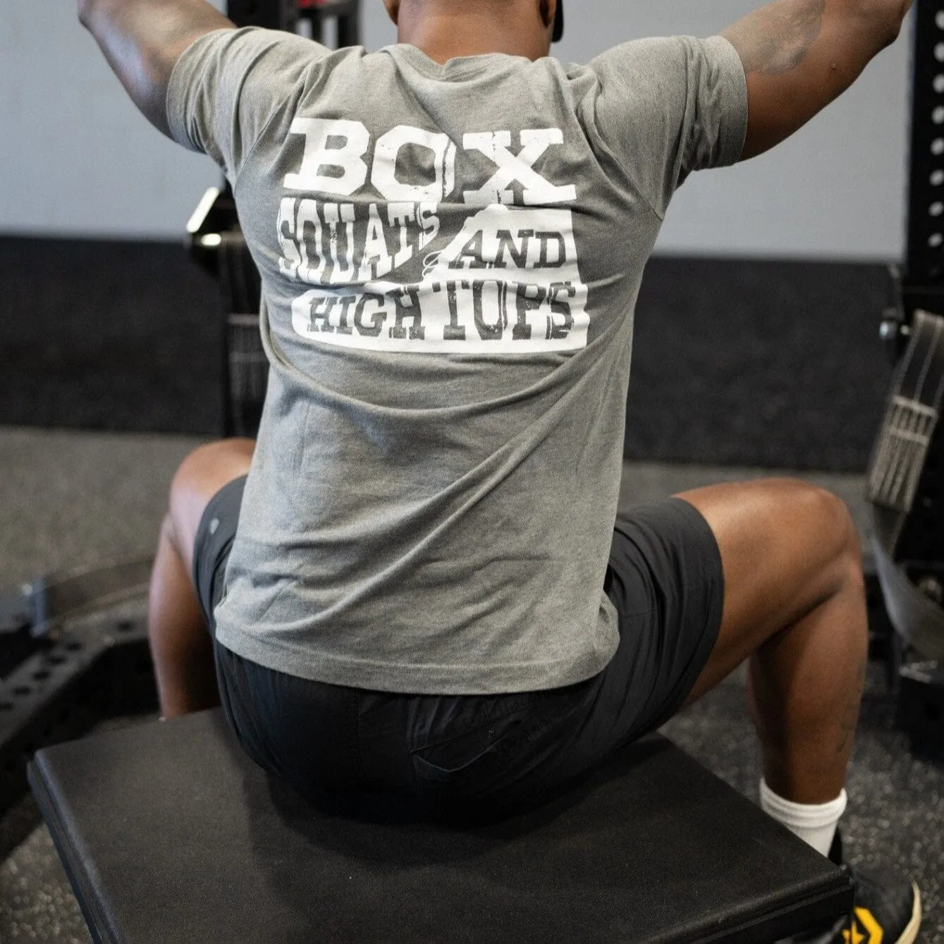 Box Squats High Tops T-Shirt™ - Grey