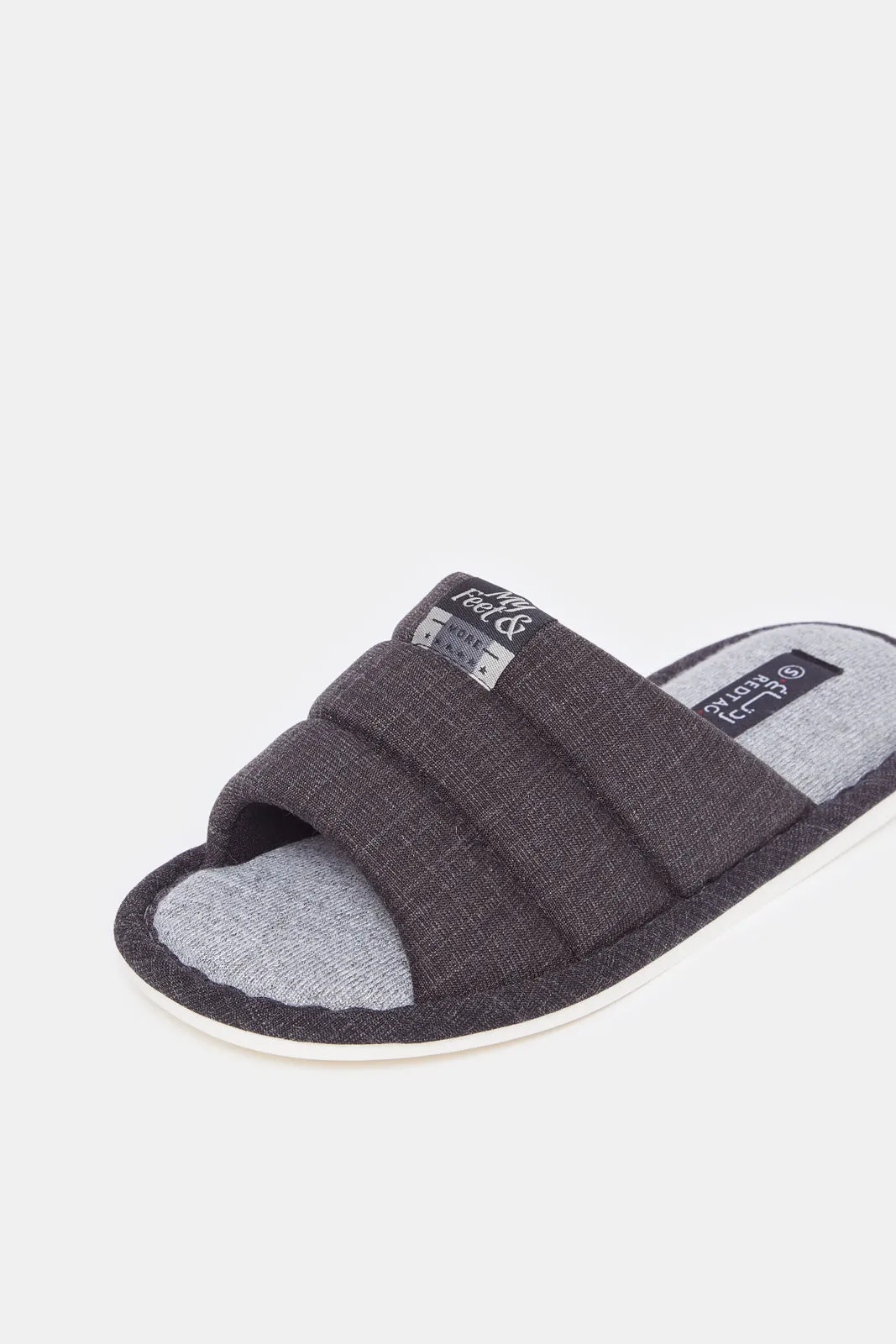 Men Black Textured Slipper