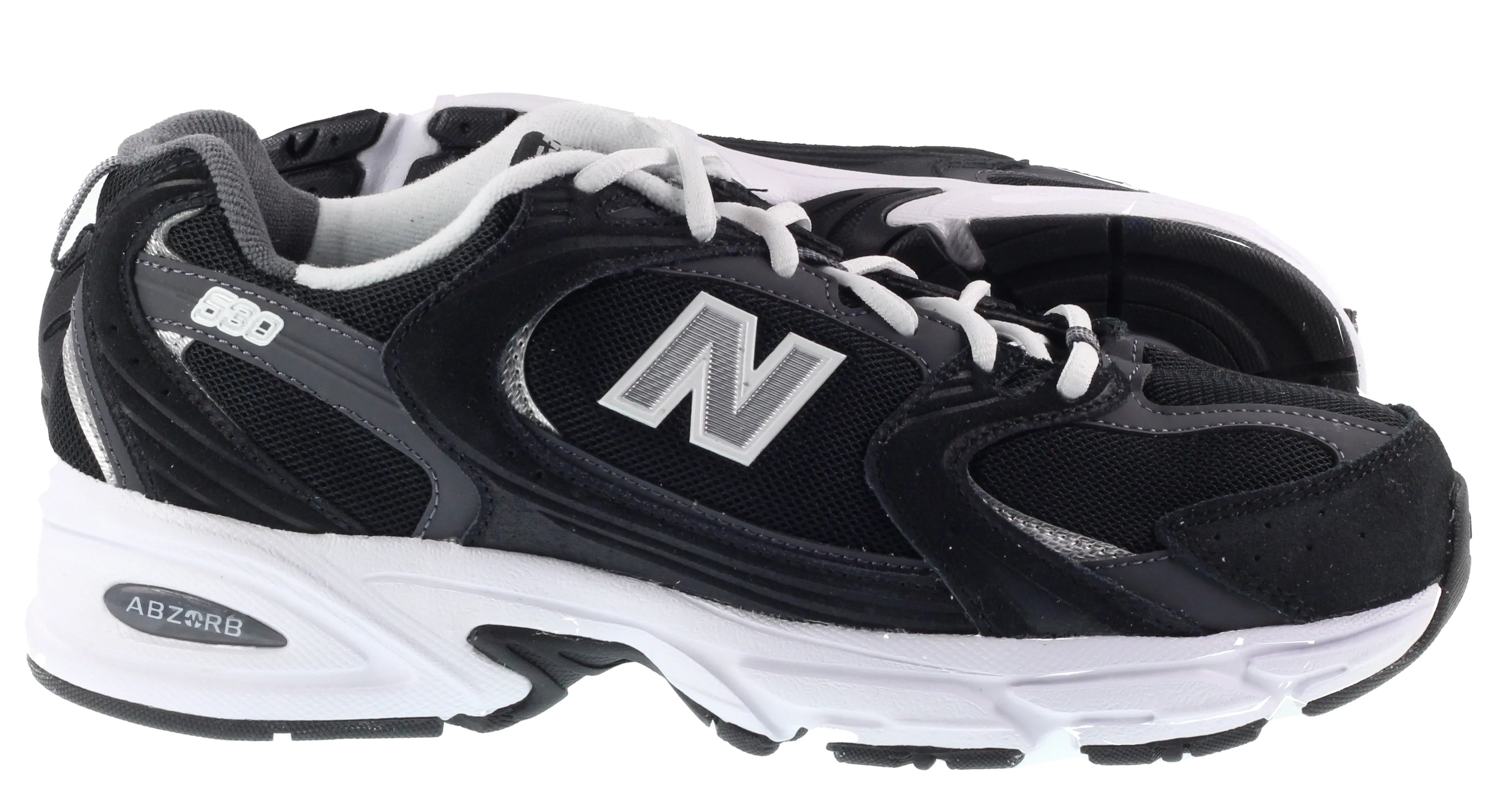 New Balance Trainers Mens 530 Black with magnet and silver metallic