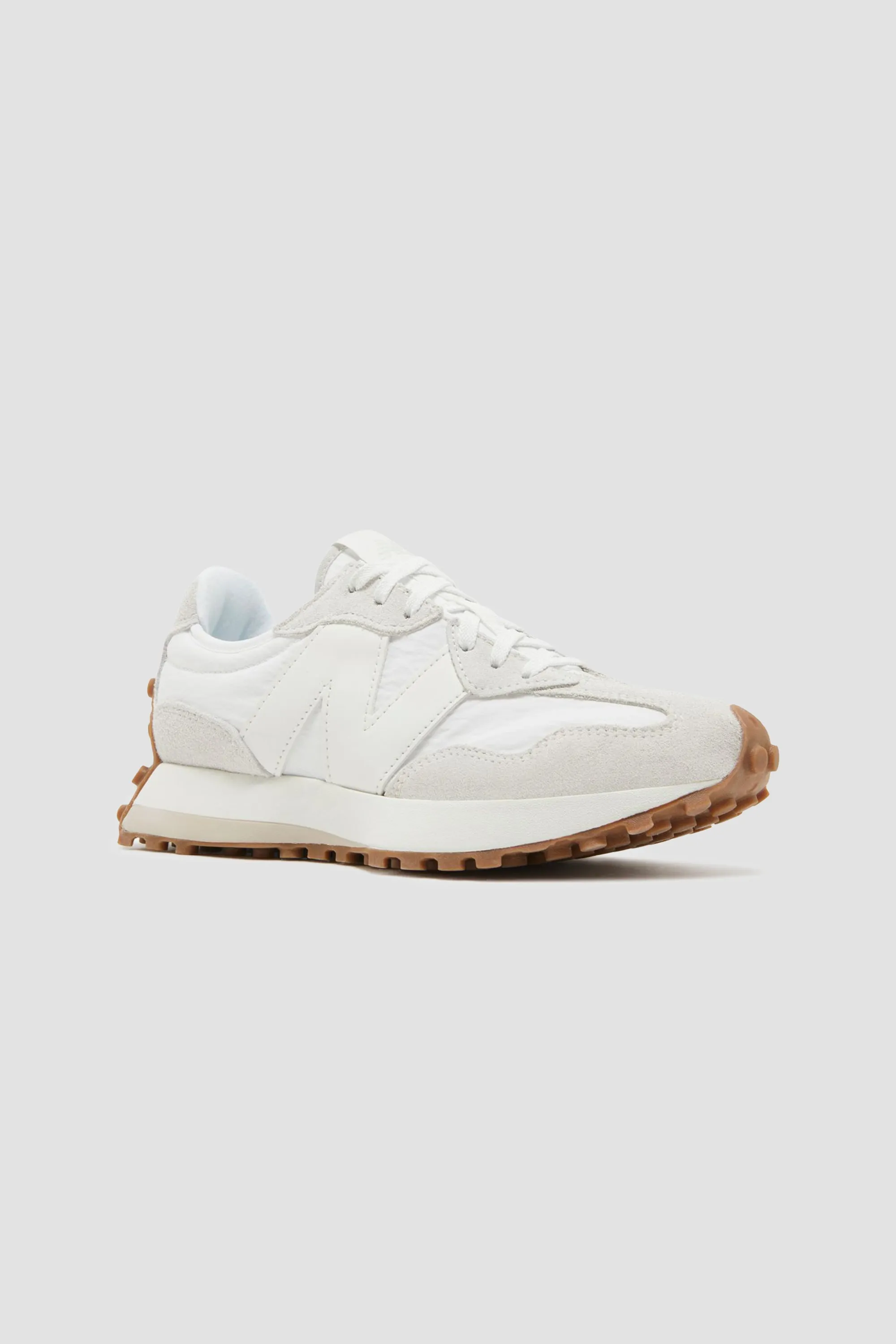 New Balance Women's 327 Sneaker in White/Beige/Gum