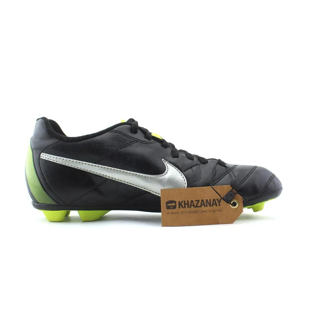 NIKE TIEMPO RIO