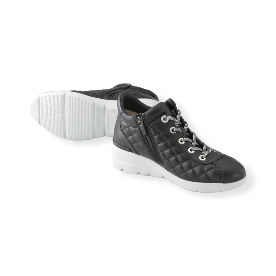 Quilted design Sheepskin leather Sneakers with Swarovski crystal decorations  #FJ070