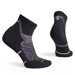 SMARTWOOL RUN TARGETED CUSHION ANKLE SOCKS BLACK