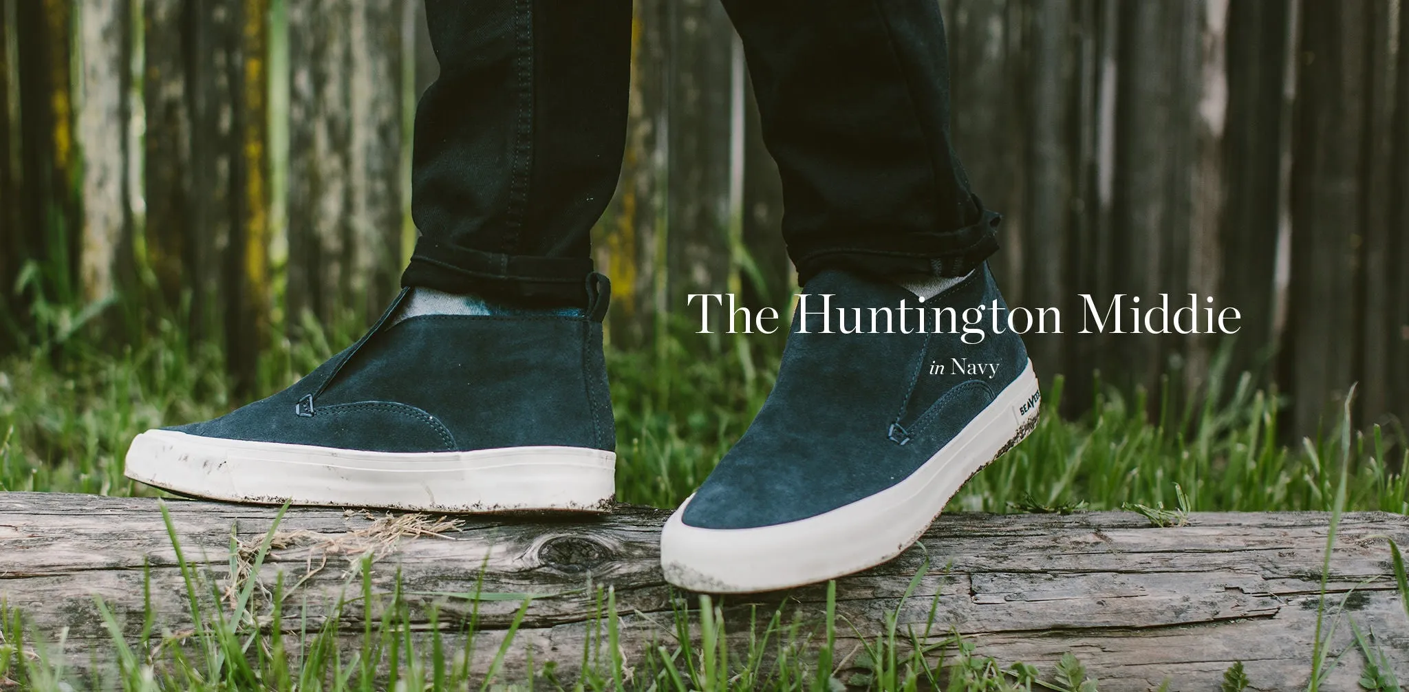 The Huntington Middie in Navy