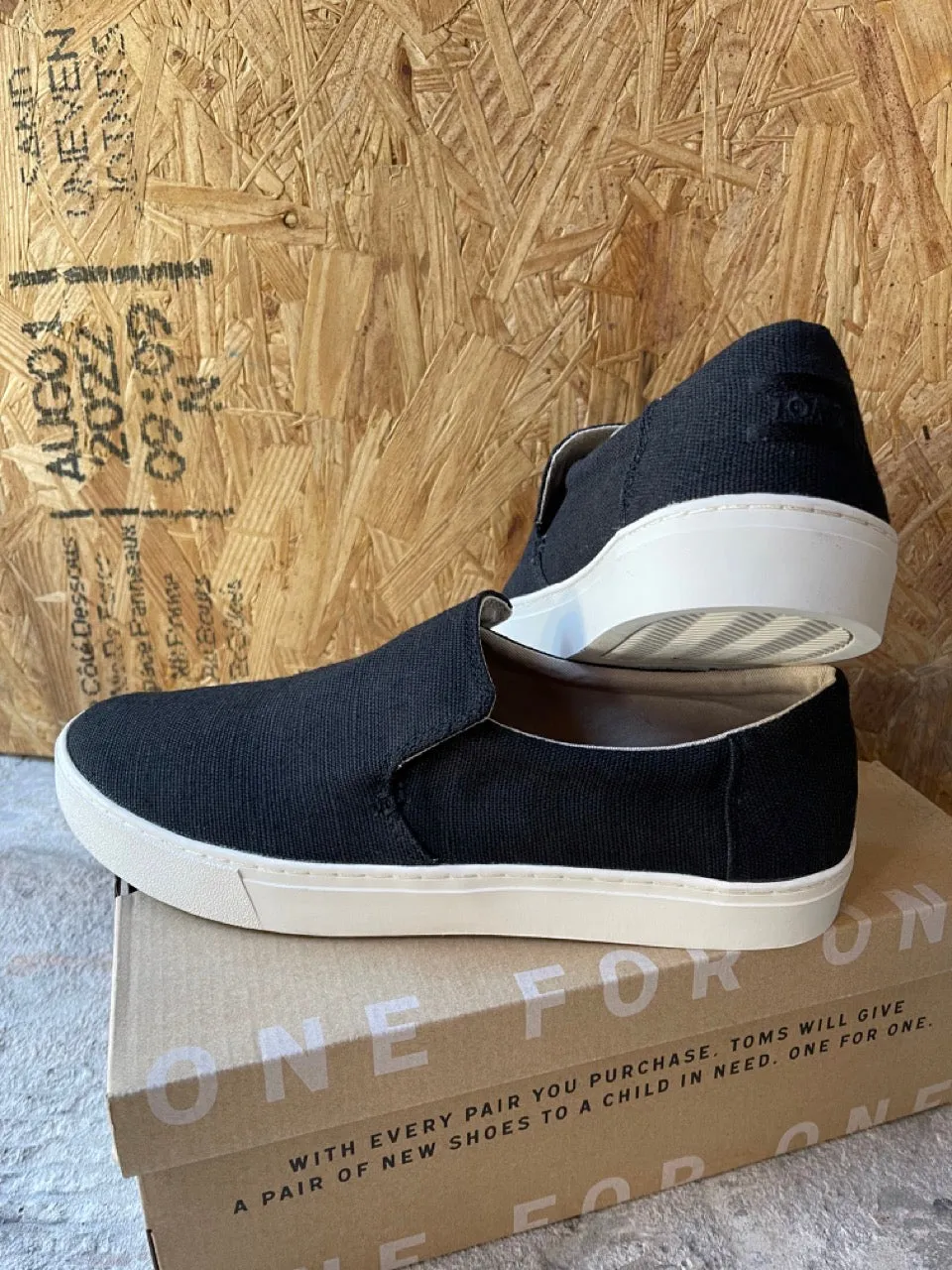 Toms men Lomas Black Heritage Canvas Shoes