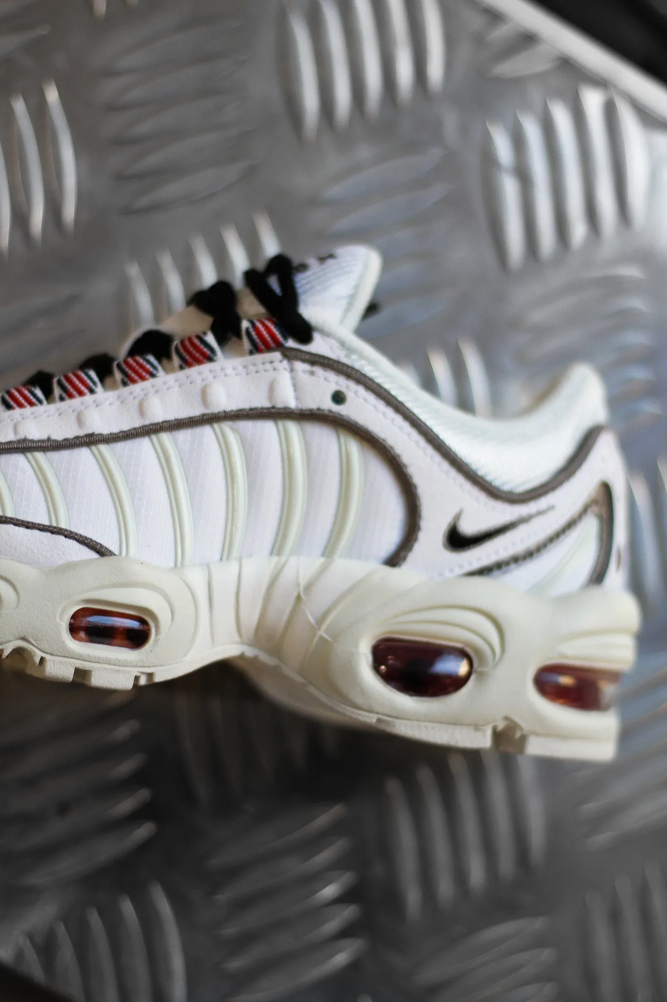 W AIR MAX TAILWIND IV SE "WHITE"