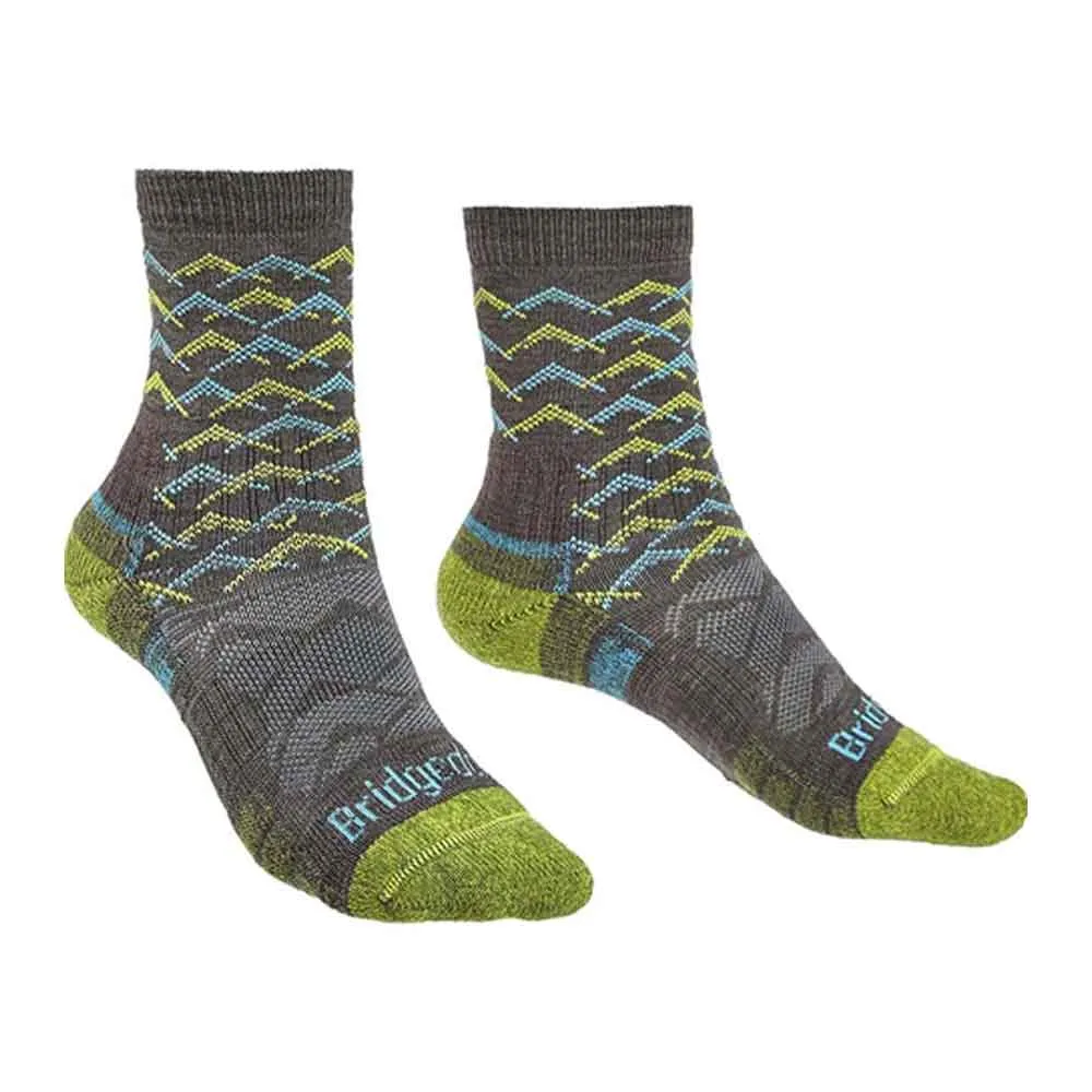 Womens Hike Light Weight Performance Ankle Socks